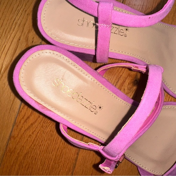 SHOEDAZZLE Sandals - Picture 4 of 6